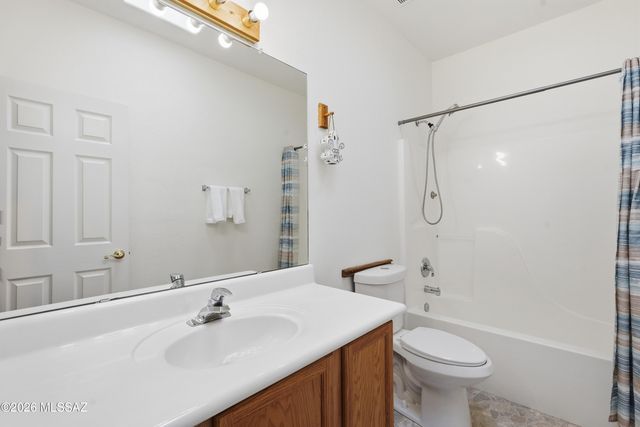 536 W Deerview Court, Green Valley, AZ 85614