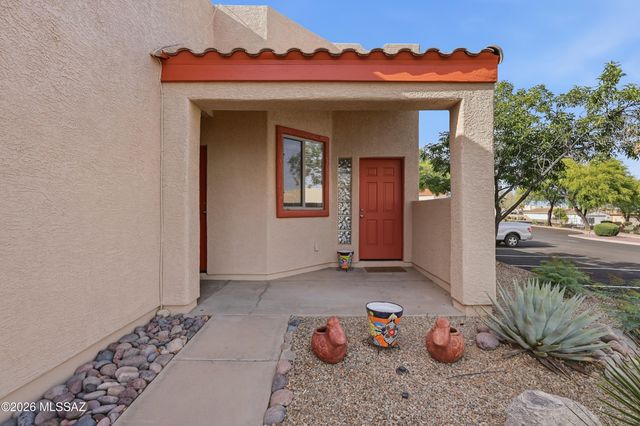 536 W Deerview Court, Green Valley, AZ 85614