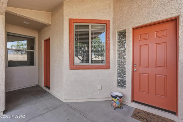 536 W Deerview Court, Green Valley, AZ 85614