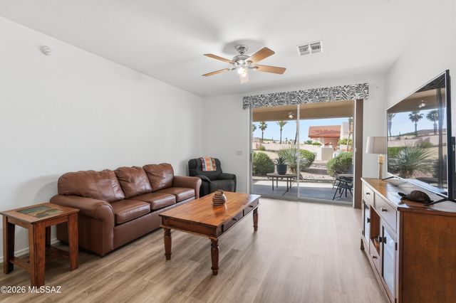 536 W Deerview Court, Green Valley, AZ 85614