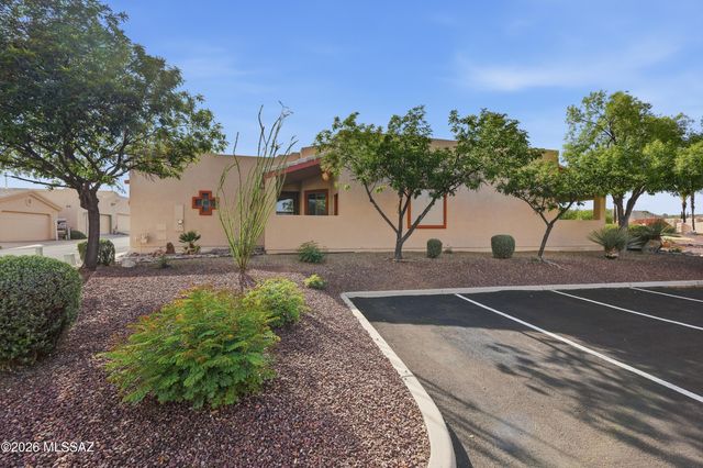 536 W Deerview Court, Green Valley, AZ 85614