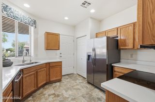 536 W Deerview Court, Green Valley, AZ 85614