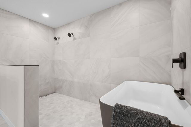 1810 Mayowood Road SW, Rochester, MN 55902