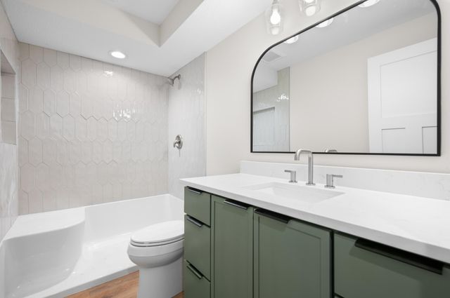 1810 Mayowood Road SW, Rochester, MN 55902