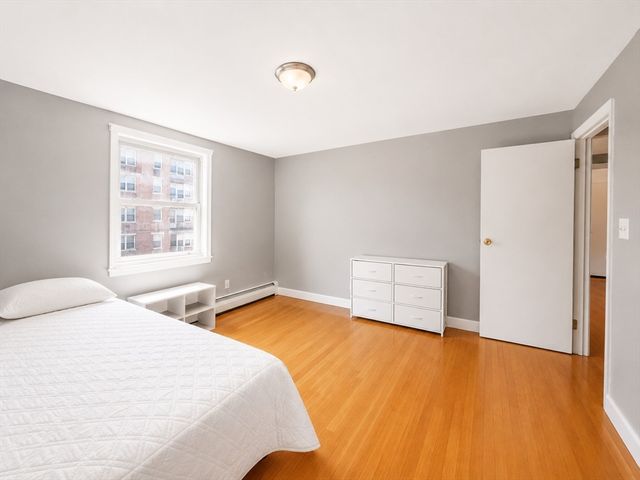 11 Commonwealth Ct 11, Boston, MA 02135