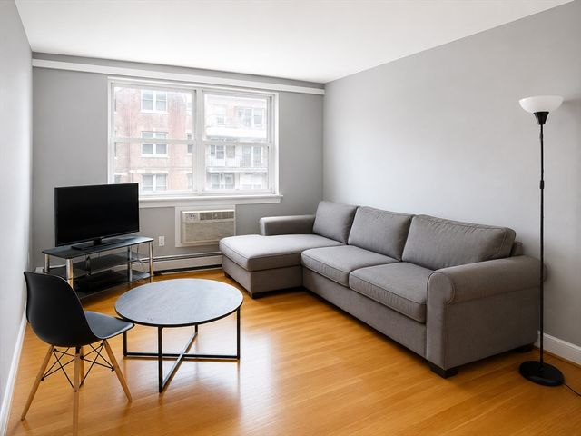 11 Commonwealth Ct 11, Boston, MA 02135