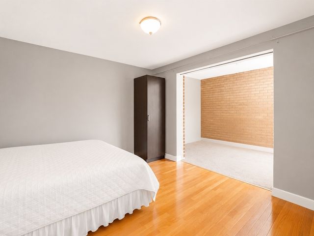11 Commonwealth Ct 11, Boston, MA 02135