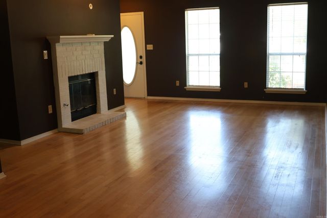 78 Pinedale Circle, Mabelvale, AR 72103