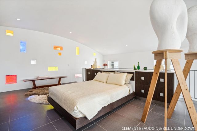 6309 Riverside Road, Saugatuck Twp, MI 49408