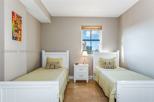1650 Galiano St 408, Coral Gables, FL 33134