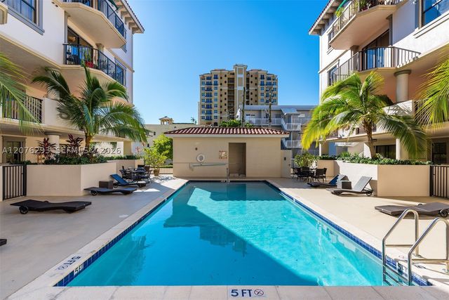 1650 Galiano St 408, Coral Gables, FL 33134