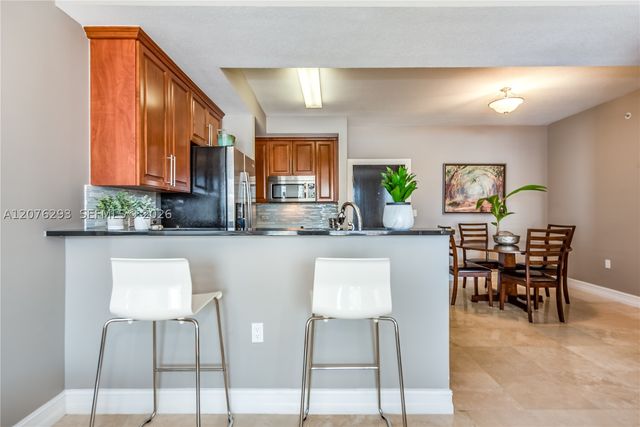 1650 Galiano St 408, Coral Gables, FL 33134