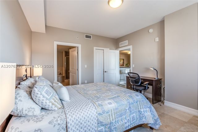 1650 Galiano St 408, Coral Gables, FL 33134