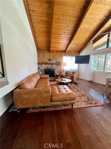 855 Bergschrund Drive, Crestline, CA 92325