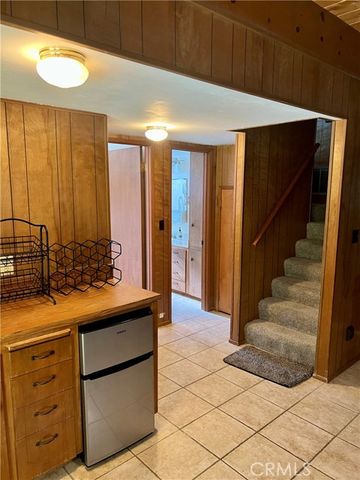 855 Bergschrund Drive, Crestline, CA 92325