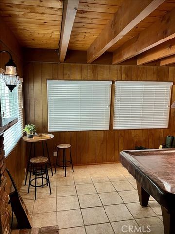 855 Bergschrund Drive, Crestline, CA 92325