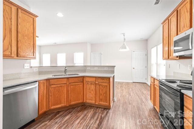 11705 Kingsley View Drive, Charlotte, NC 28277