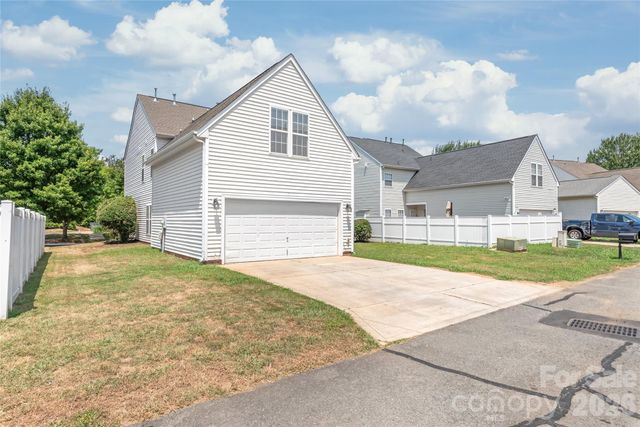 11705 Kingsley View Drive, Charlotte, NC 28277