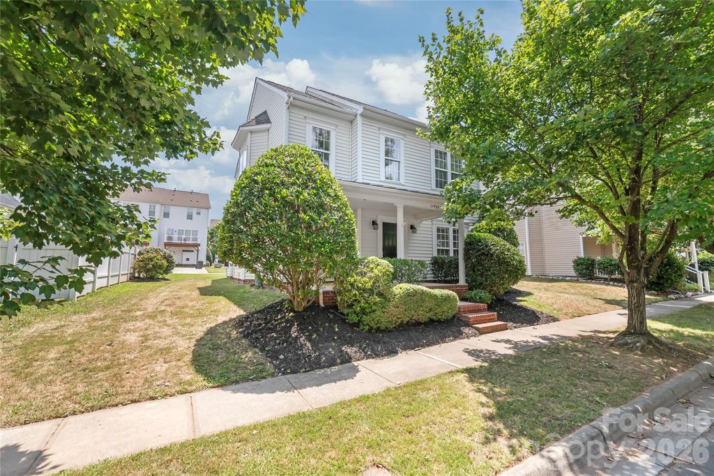 11705 Kingsley View Drive, Charlotte, NC 28277
