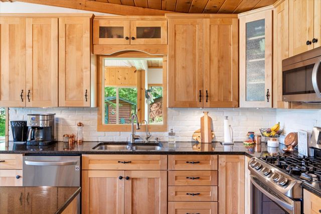 35909 Bonnie Lakes Road, Crosslake, MN 56442