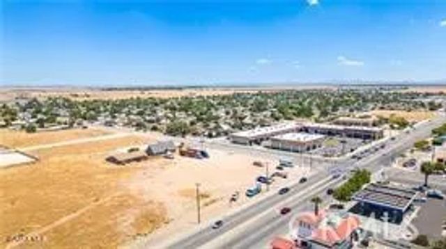 30 E Palmdale Boulevard, Palmdale, CA 93550