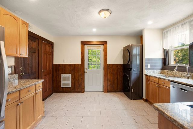 28 Churchhill Ave 2, Arlington, MA 02476