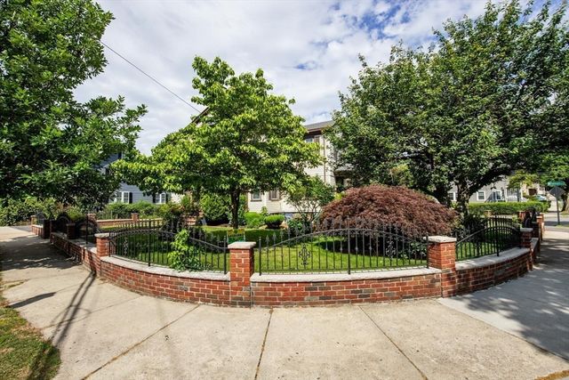 28 Churchhill Ave 2, Arlington, MA 02476