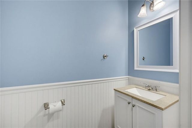 120 Fairway View Crossing, Acworth, GA 30101
