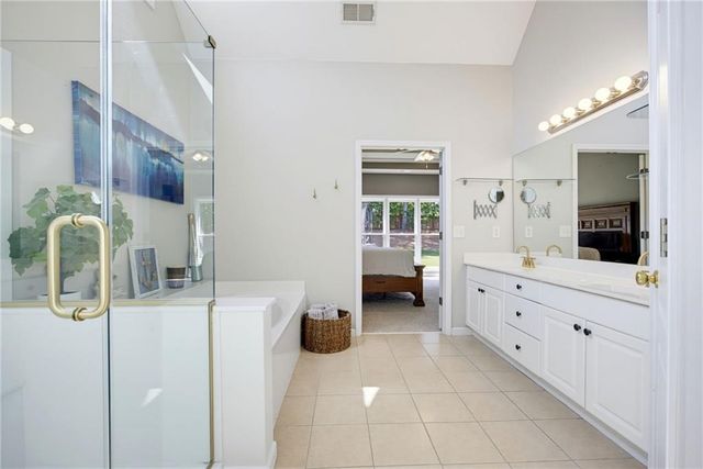120 Fairway View Crossing, Acworth, GA 30101