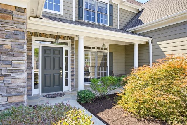 120 Fairway View Crossing, Acworth, GA 30101