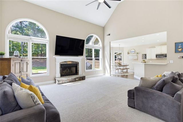 120 Fairway View Crossing, Acworth, GA 30101