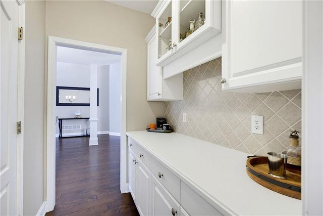 120 Fairway View Crossing, Acworth, GA 30101