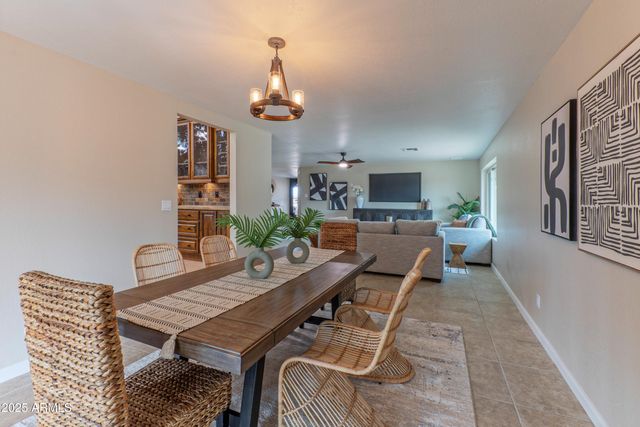 5911 E PEAK VIEW Road, Cave Creek, AZ 85331