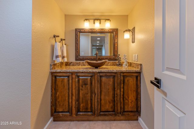 5911 E PEAK VIEW Road, Cave Creek, AZ 85331