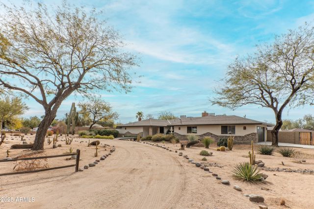 5911 E PEAK VIEW Road, Cave Creek, AZ 85331