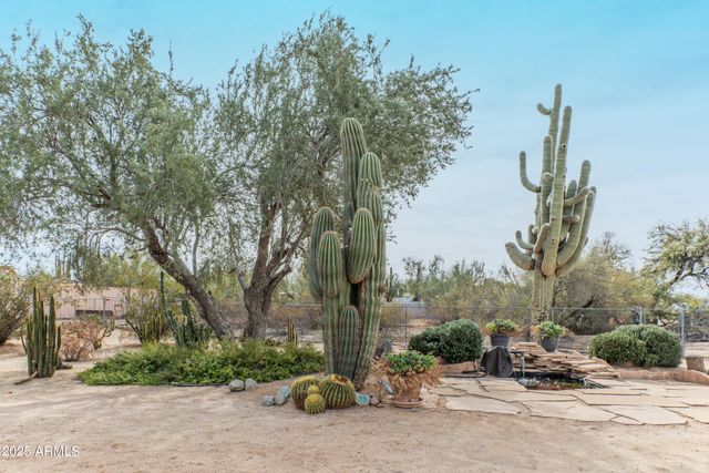 5911 E PEAK VIEW Road, Cave Creek, AZ 85331