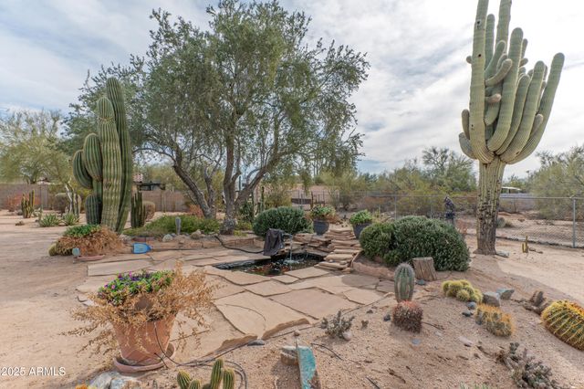 5911 E PEAK VIEW Road, Cave Creek, AZ 85331