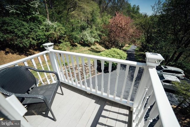 7 SLITTING MILL RD, Glen Mills, PA 19342