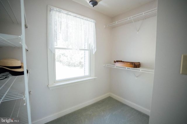 7 SLITTING MILL RD, Glen Mills, PA 19342