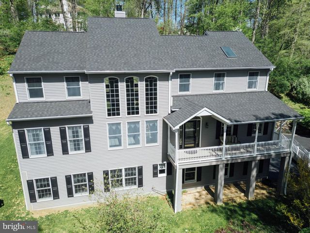 7 SLITTING MILL RD, Glen Mills, PA 19342