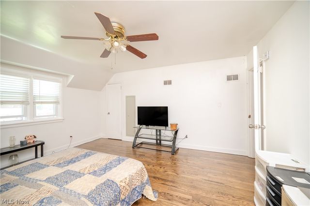 1842 Coronado Avenue, Youngstown, OH 44504