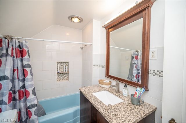 1842 Coronado Avenue, Youngstown, OH 44504