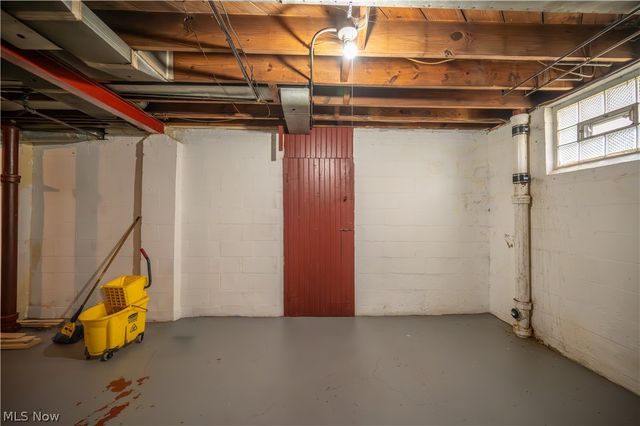 1842 Coronado Avenue, Youngstown, OH 44504