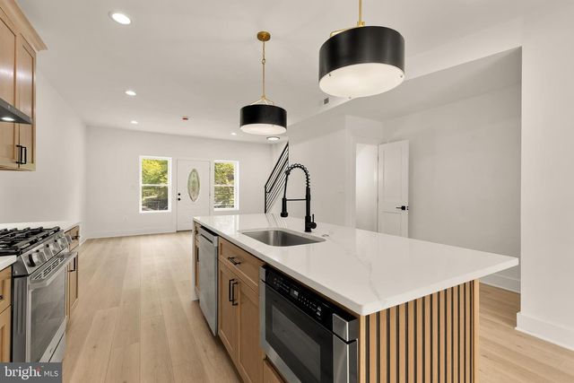 4924 7TH ST NW, Washington, DC 20011