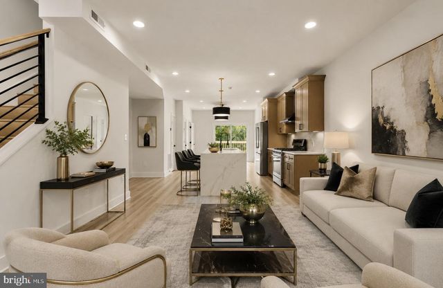 4924 7TH ST NW, Washington, DC 20011