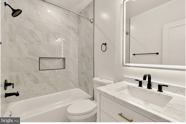 4924 7TH ST NW, Washington, DC 20011