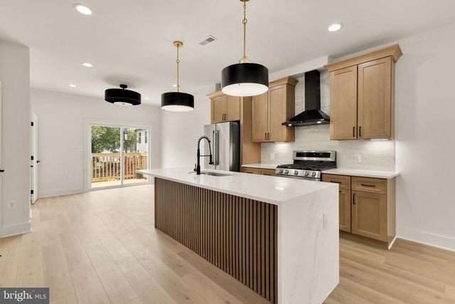 4924 7TH ST NW, Washington, DC 20011