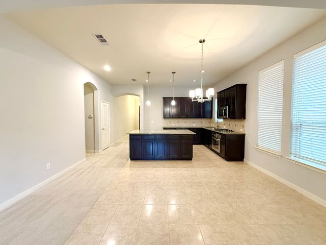 10801 Sexton Drive, Mckinney, TX 75072