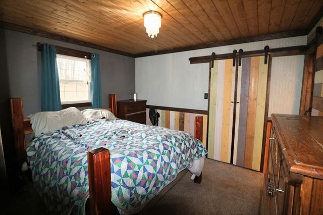 290 Sine Ln, Erin, TN 37061