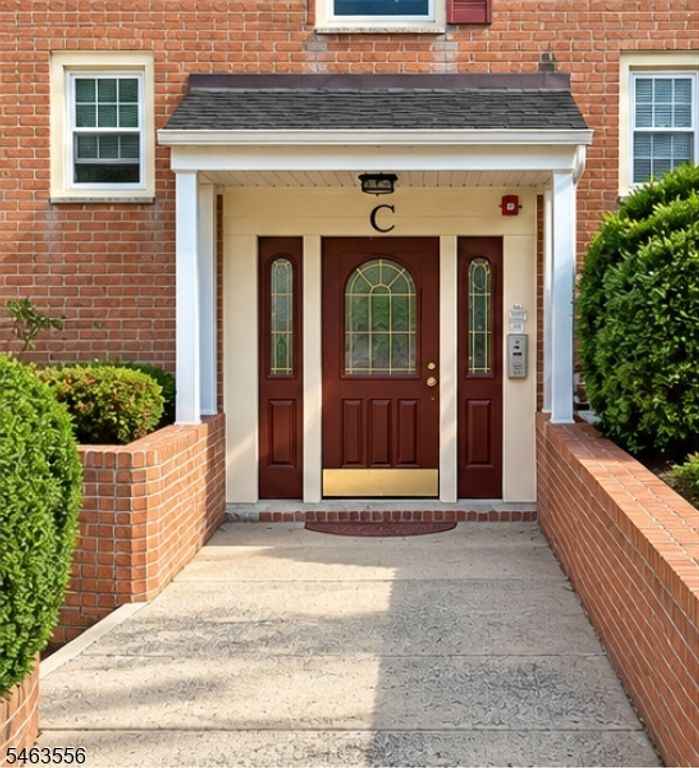 605 Grove St 13, Clifton City, NJ 07013 — exterior